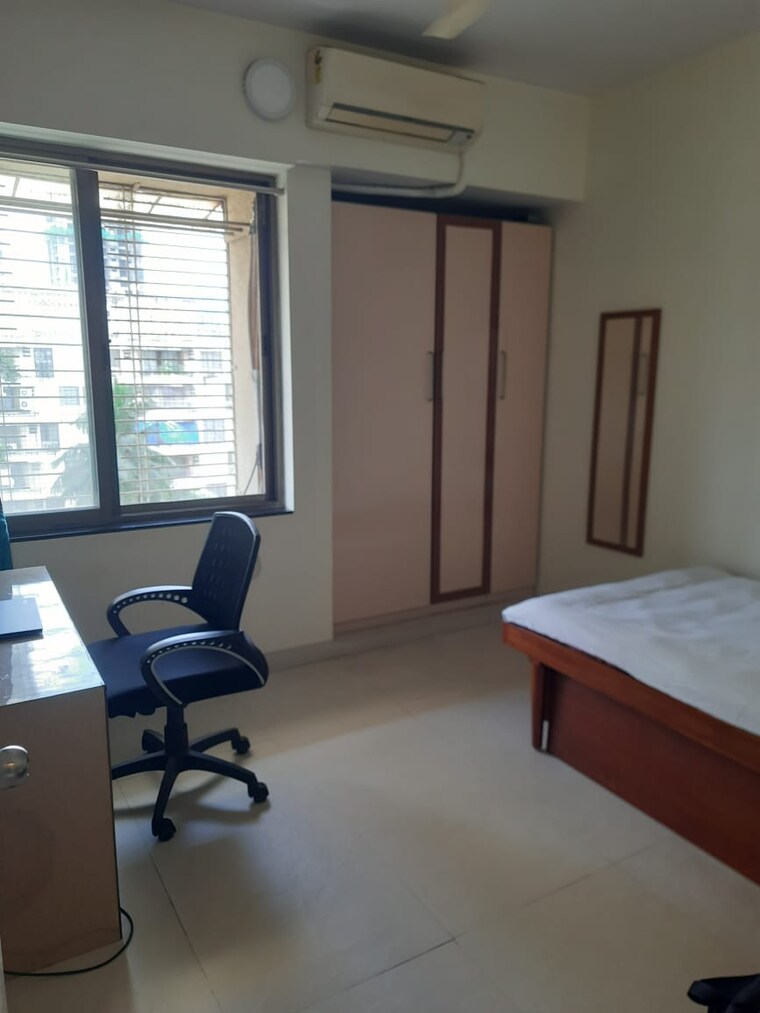 Team Area, accolade-co-op-hsg-soc 3 Bedroom 1301 Sq.Ft. Apartment In Eastern Express Highway Thane 9626227
