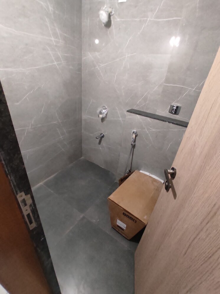 Bathroom, nirman-vishnubaug 3 Bedroom 1529 Sq.Ft. Apartment In Model Colony Pune 9626396