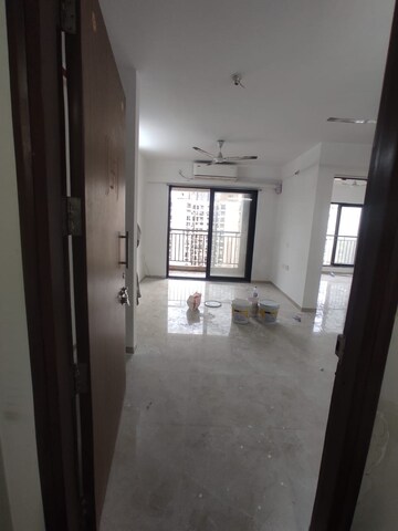 2 BHK Apartment For Rent in Landcraft Golf Links, Pandav Nagar