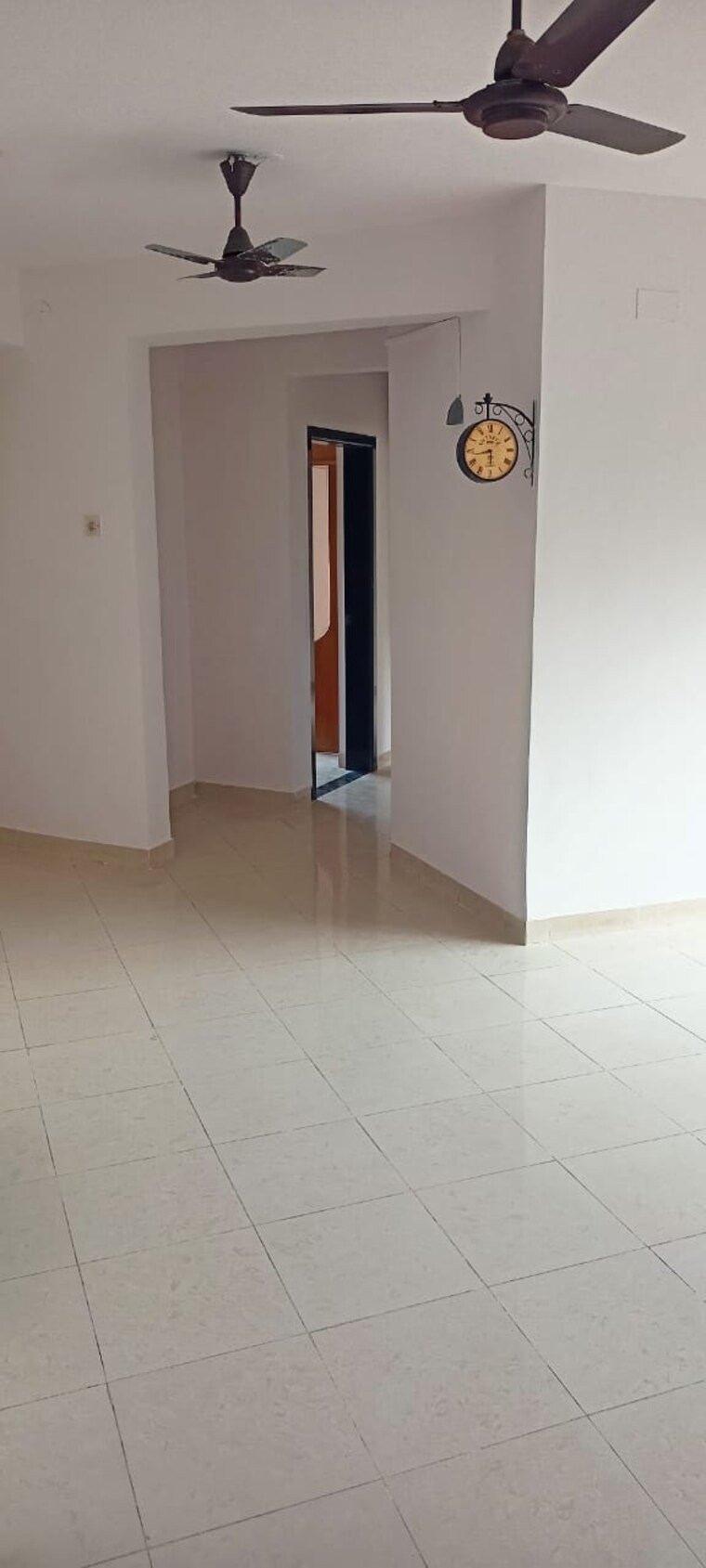 Room, gundecha-valley-of-flowers 1 RK 250 Sq.Ft. Apartment In Kandivali East Mumbai 9626410