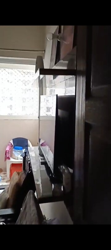 Team Area in 3 BHK Apartment at Landcraft Golf Links, Pandav Nagar – for Sale