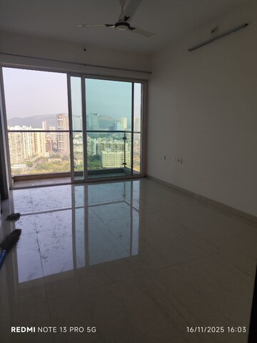 Room in 3 BHK Apartment at Paradise Sai Spring, Kharghar Sector 35g – for Rent