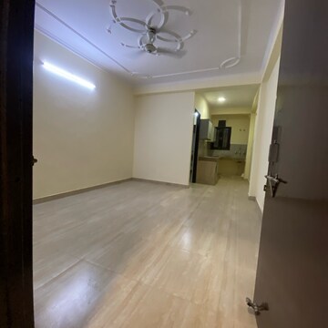 Room in 2 BHK Builder Floor at Chattarpur – for Rent