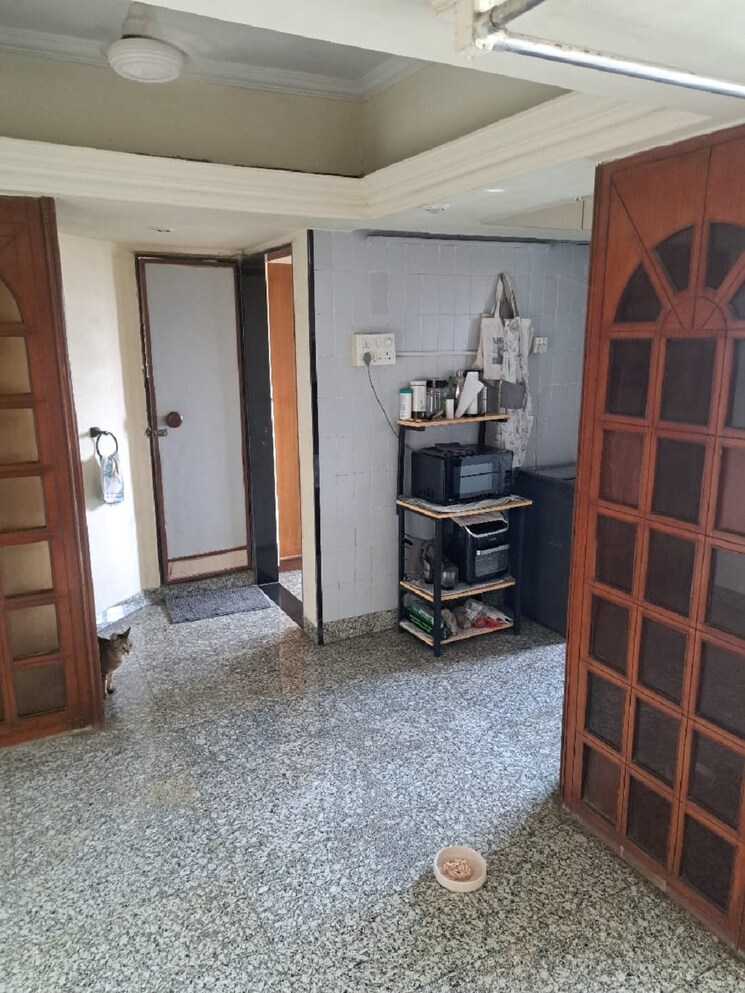 Living Room, bandra west 2 Bedroom 700 Sq.Ft. Apartment In Bandra West Mumbai 9626446