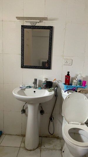 Master Bedroom in 2 BHK Apartment at Supertech Cape Town, Sector 74 – for Rent