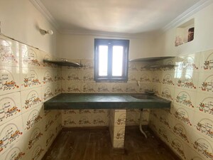 Kitchen in 1.5 BHK Independent House at RWA Apartments Sector 40, Sector 40 – for Rent