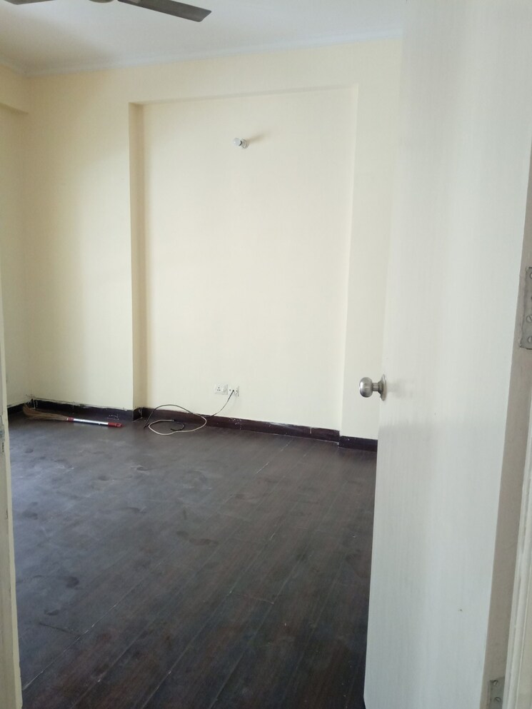 Room, antriksh-golf-view 3 Bedroom 1480 Sq.Ft. Apartment In Sector 78 Noida 9626511