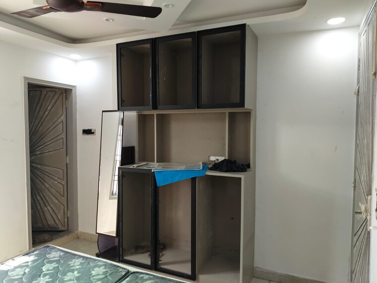 Master Bedroom, govindpuri 1 RK 210 Sq.Ft. Builder Floor In Govindpuri Delhi 9626520