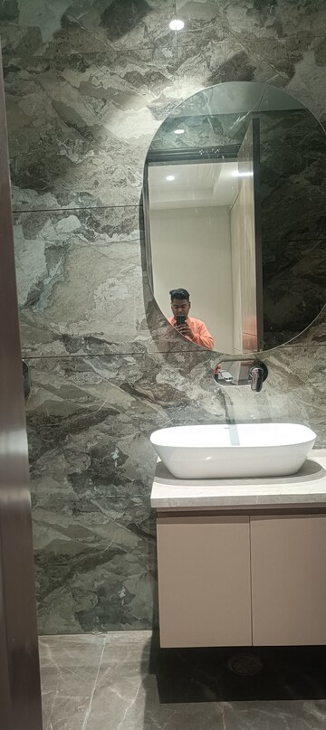 Bathroom in 3 BHK Builder Floor at Anand Vihar – for Sale