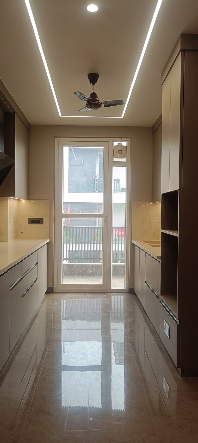 undefined, anand vihar 3 Bedroom 1800 Sq.Ft. Builder Floor In Anand Vihar Delhi 9626517