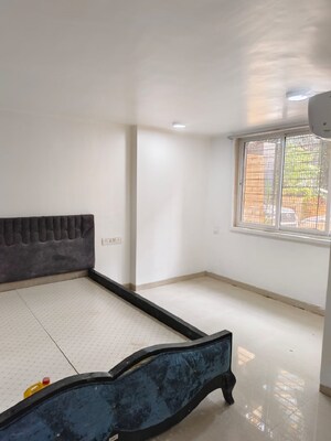 Bedroom in 2 BHK Apartment at Bandra West – for Rent