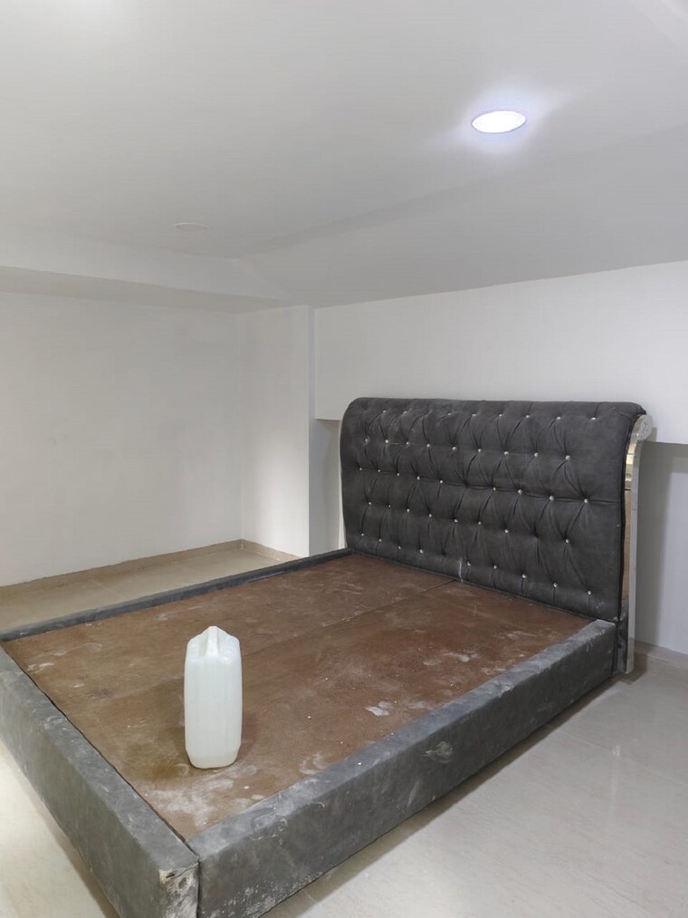 Bedroom, bandra west 2 Bedroom 700 Sq.Ft. Apartment In Bandra West Mumbai 9626529