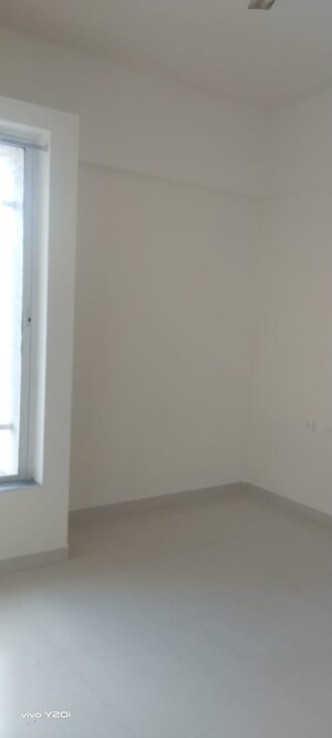 Room in 1 BHK Apartment at Abhinav Pebbles Urbania, Bavdhan – for Sale
