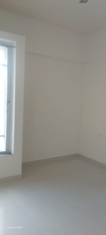 Room in 1 BHK Apartment at Abhinav Pebbles Urbania, Bavdhan – for Sale
