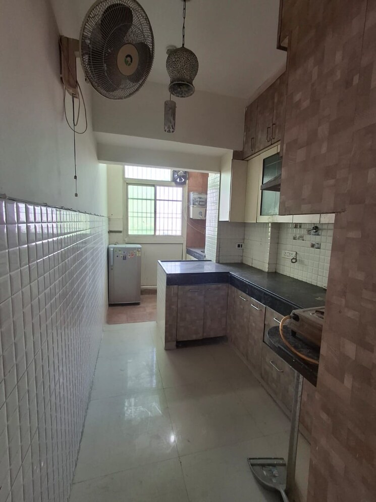 Kitchen, antriksh-golf-view 2.5 Bedroom 1245 Sq.Ft. Apartment In Sector 78 Noida 9626525
