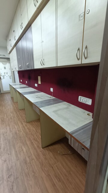  Office Space For Rent in Kris Corner Plaza, Kavesar