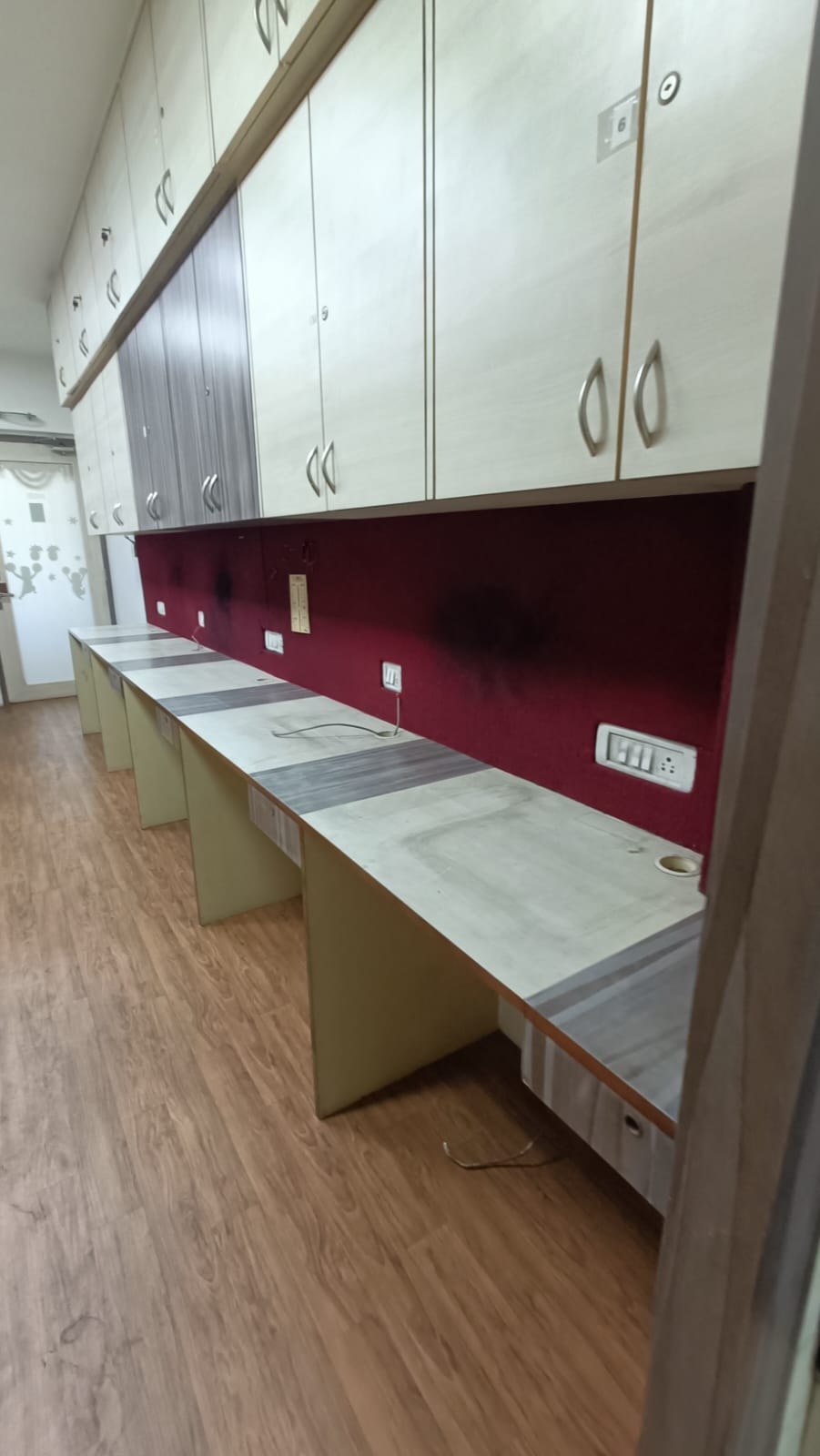 Office Space For Rent in Kris Corner Plaza