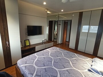 Bedroom in 2 BHK Apartment at Hiranandani Gardens, Powai – for Sale