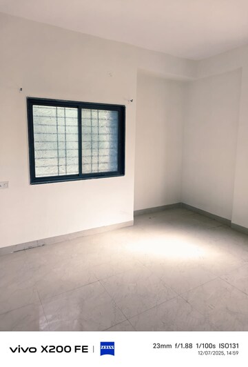 Room in 1 BHK Apartment at Madhusudan CHS Kalyani Nagar, Kalyani Nagar – for Rent