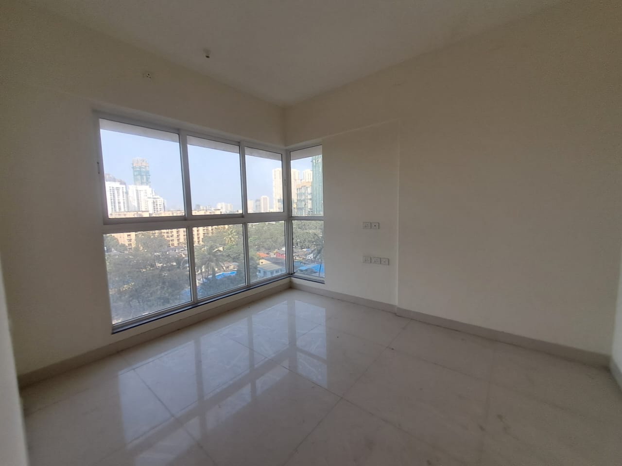 1.5 BHK + Extra Room Apartment For Rent in Sheth Avante