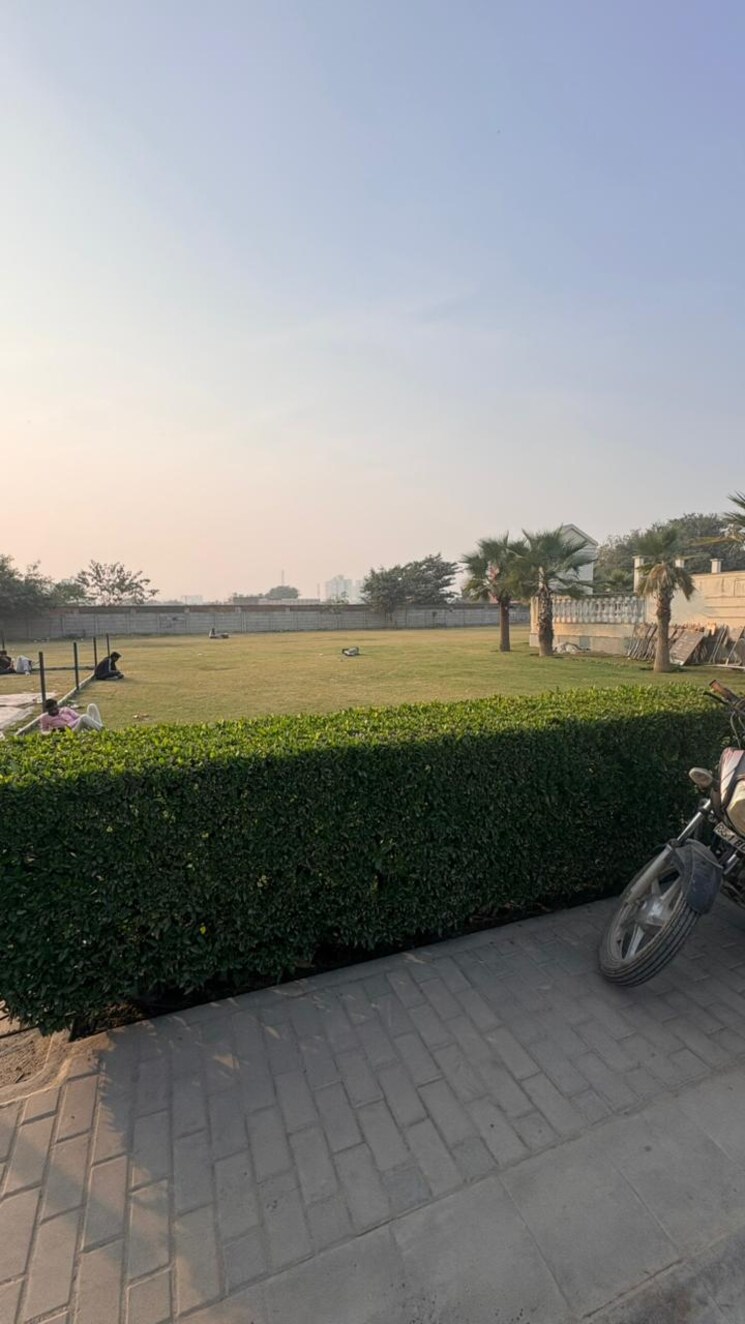 undefined, soha-neal-city  137 Sq.Yd. Plot In Sector 98 Faridabad 9626555