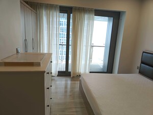 Room in 3 BHK Apartment at Lodha World Crest, Worli – for Sale