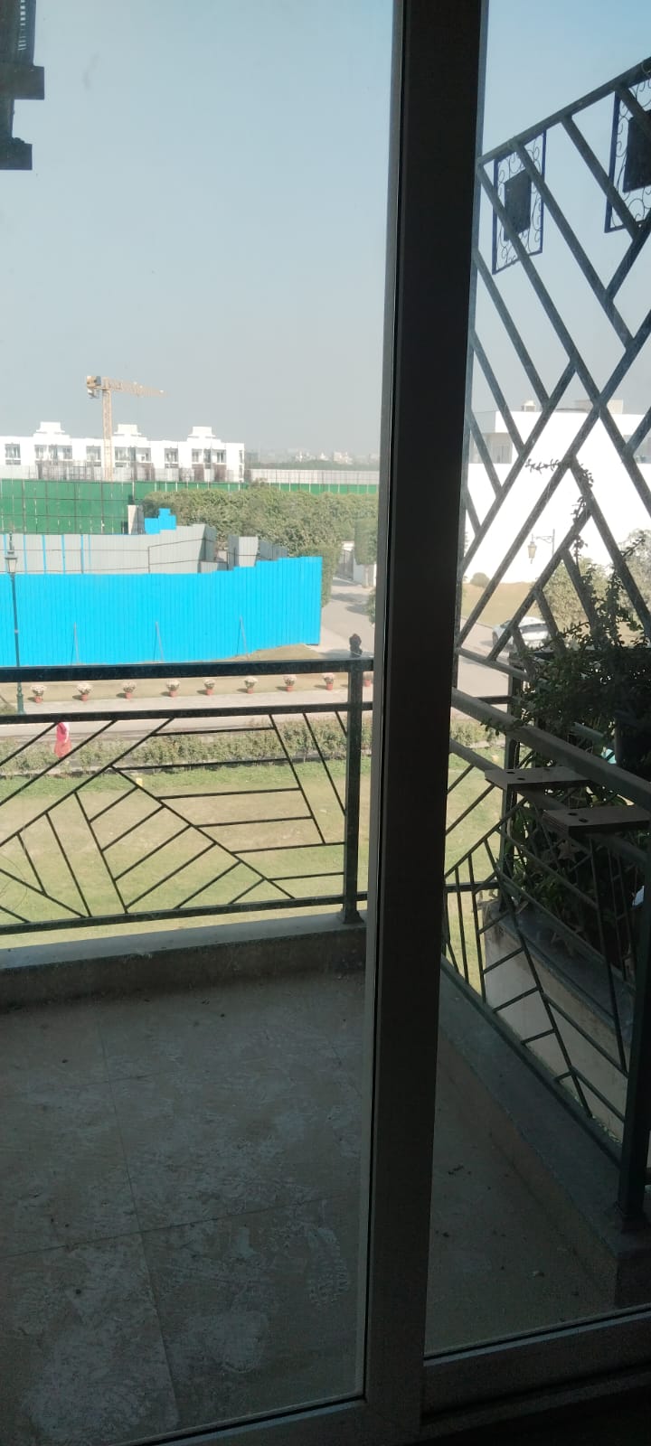 2.5 BHK Builder Floor For Sale in Central Park 3 Flower Valley