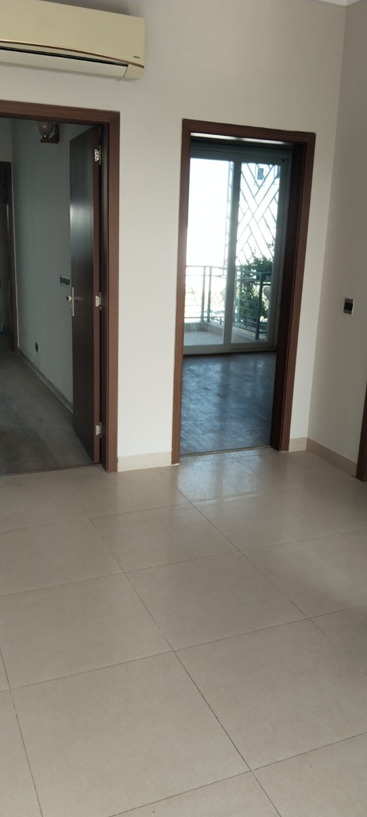 Room, central-park-3-flower-valley 2.5 Bedroom 1093 Sq.Ft. Builder Floor In Sohna Sector 33 Gurgaon 9626574