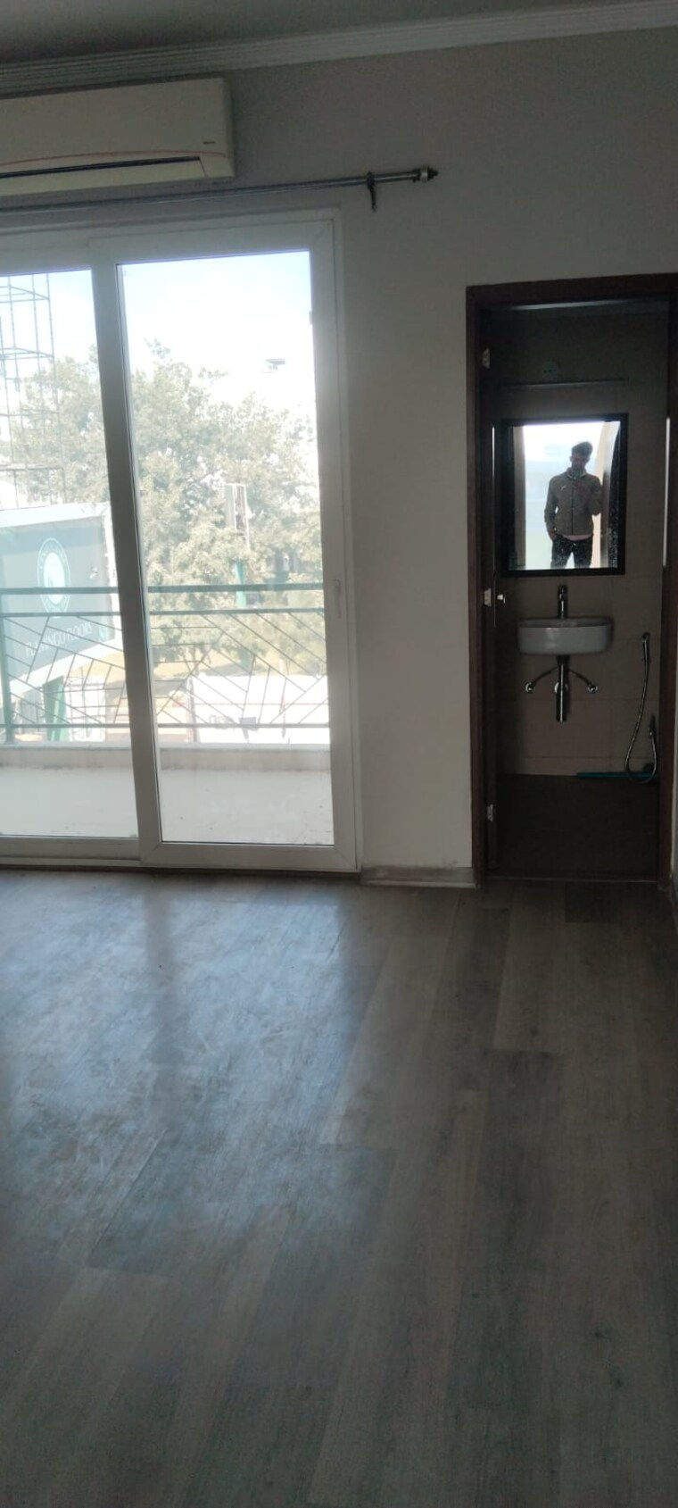 Room, central-park-flower-valley 2.5 Bedroom 1093 Sq.Ft. Builder Floor In Sohna Sector 33 Gurgaon 9626574