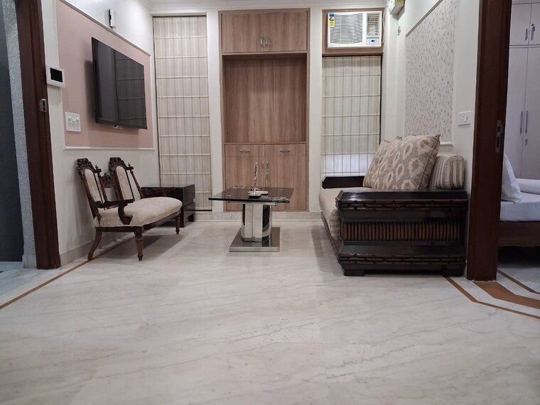  Parking, dlf-regal-gardens 3 Bedroom 1726 Sq.Ft. Apartment In Sector 90 Gurgaon 9626571