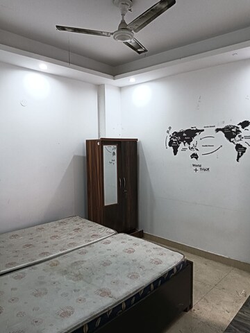 2 BHK Builder Floor For Rent in Saket