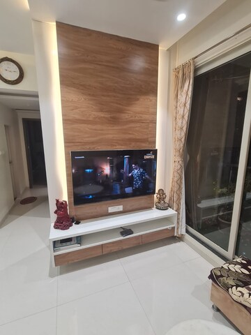 Living Room in 1 BHK Apartment at Raheja Reflections, Kandivali East – for Sale