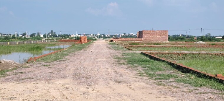 undefined, gnida-lohiya-enclave  90 Sq.Yd. Plot In Saini Greater Noida 9626602