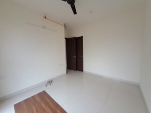 Room in 1 BHK Apartment at Sheth Avante, Kanjurmarg West – for Rent