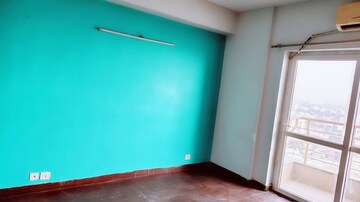  3 BHK Apartment at BPTP The Resort, Sector 75 – for Sale