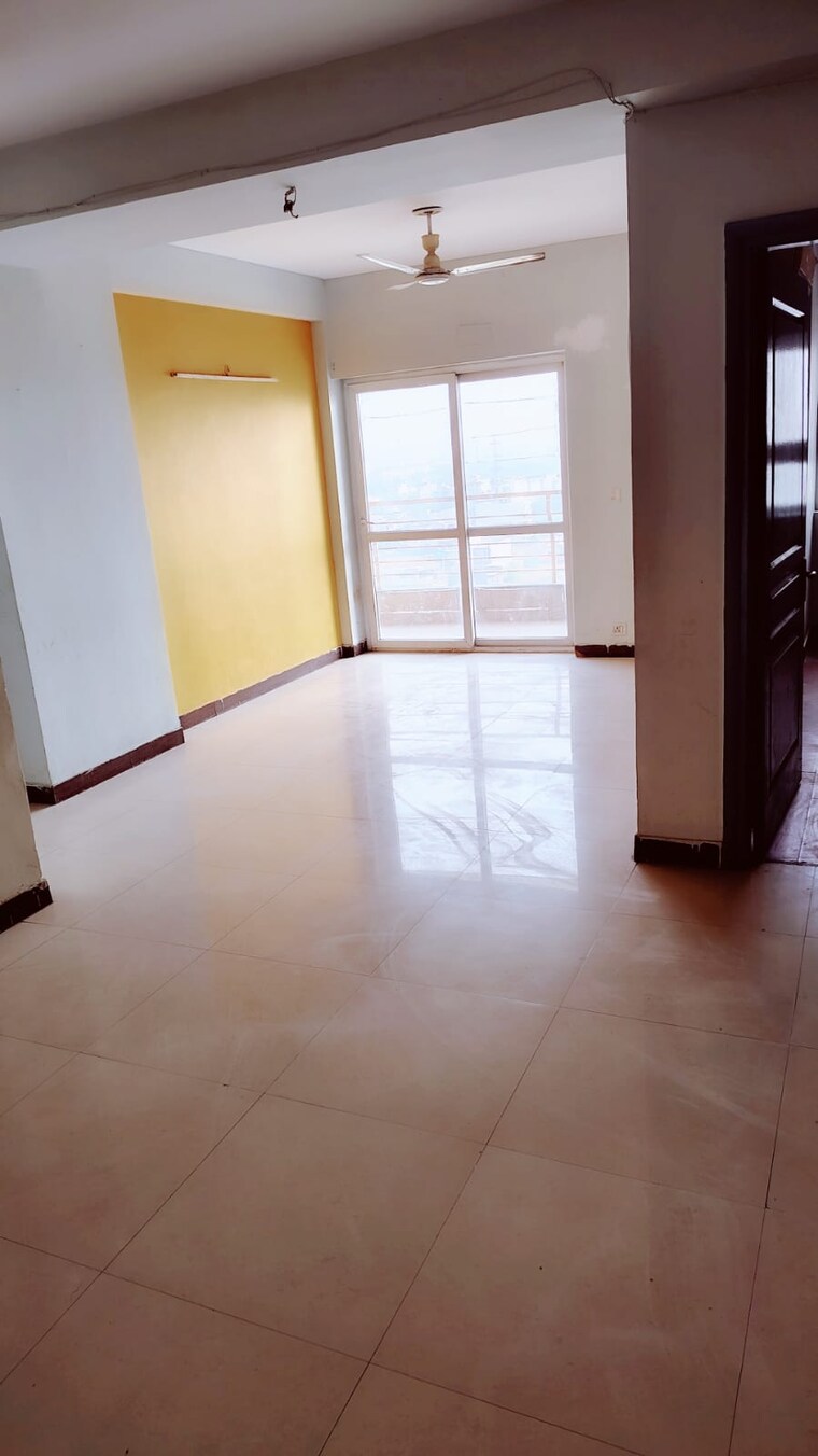 Room, bptp-the-resort 3 Bedroom 1766 Sq.Ft. Apartment In Sector 75 Faridabad 9626616