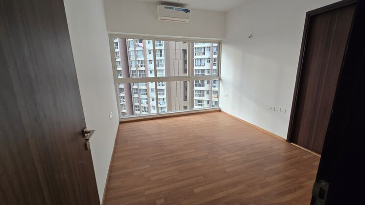 Room, runwal-forests 3 Bedroom 1850 Sq.Ft. Apartment In Kanjurmarg West Mumbai 9626621