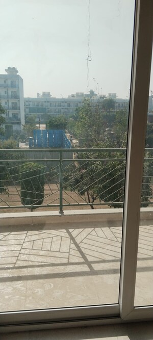 Balcony in 3 BHK Independent House at Central Park 3 Flower Valley, Sohna Sector 33 – for Sale