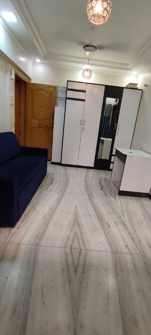 Bedroom in 1 BHK Apartment at Bandra West – for Rent