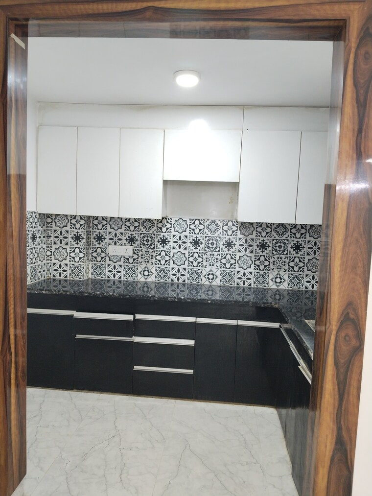 Kitchen, panchsheel vihar 3 Bedroom 1150 Sq.Ft. Apartment In Panchsheel Vihar Delhi 9626688