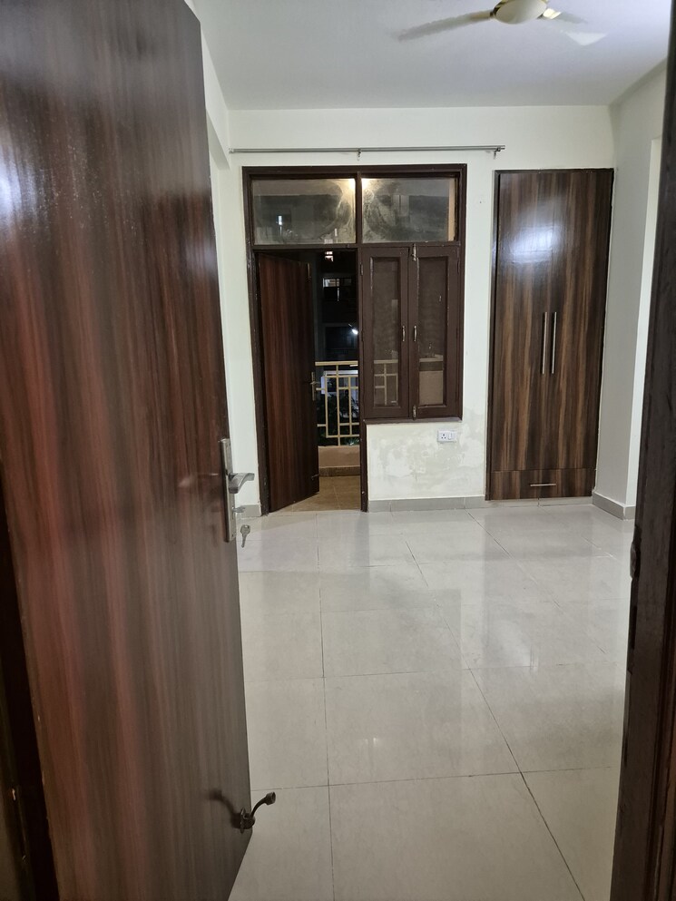 Room, civitech-sampriti 2 Bedroom 744 Sq.Ft. Apartment In Sector 77 Noida 9626696