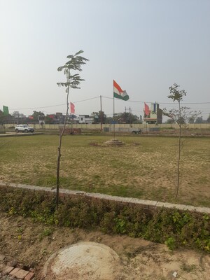  Plot For Sale in Gosainganj