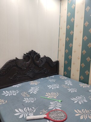 Bedroom in 2 BHK Apartment at Malviya Nagar – for Rent