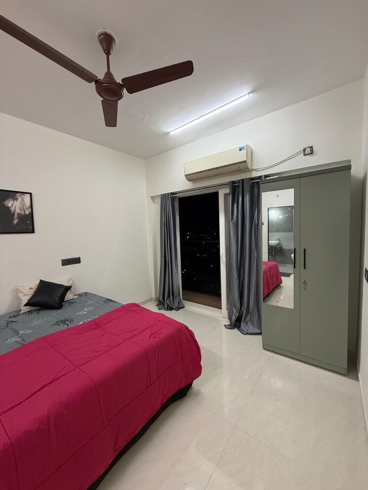 Room, goregaon west Pg For Boys & Girls In Goregaon West 9626733