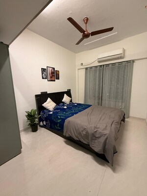 Room in  Pg at Goregaon West – for Rent