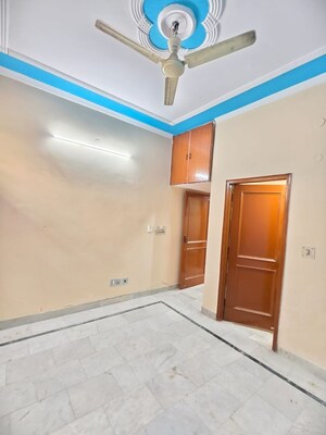 Room in 3 BHK Independent House at Sector 23 – for Rent