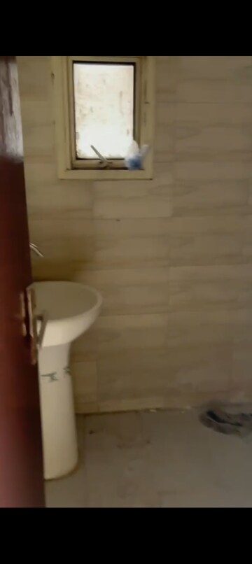 Bathroom in 2 BHK Apartment at Panchsheel Hynish, Sector 1 Greater Noida – for Rent