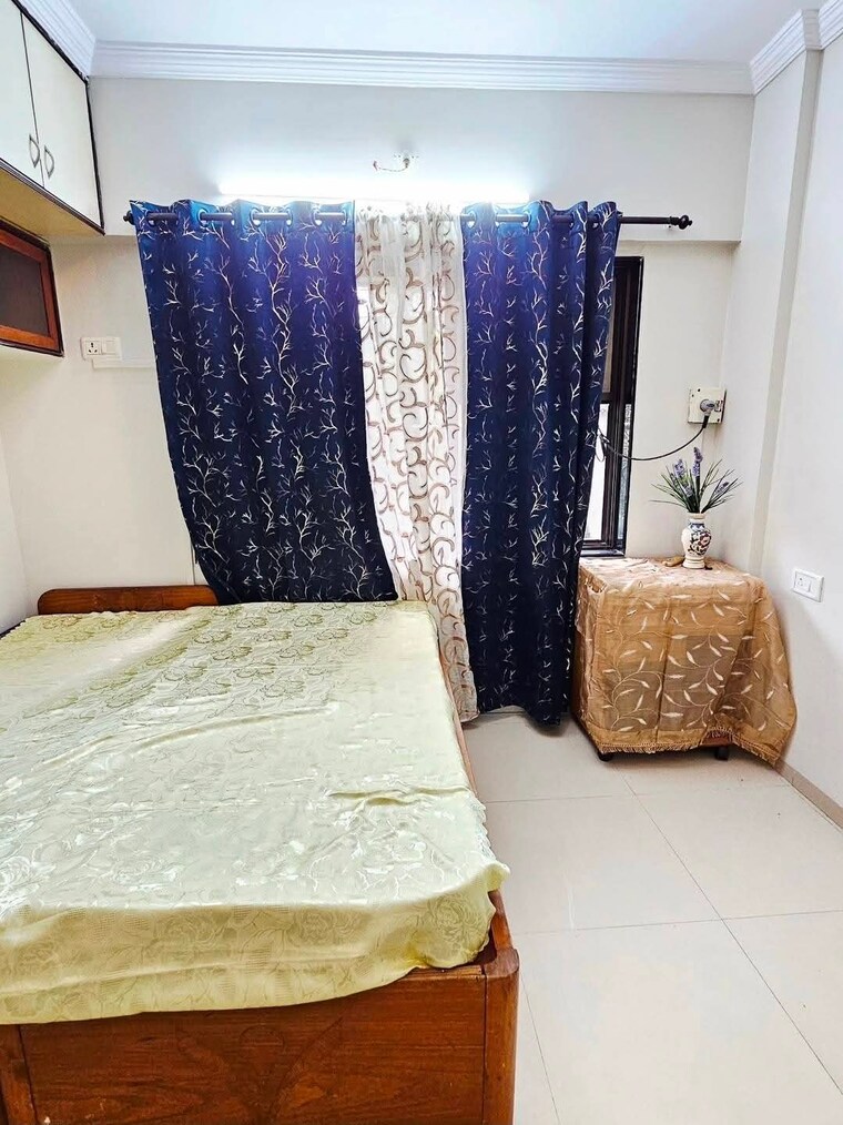 Bedroom, andheri east 1 Bedroom 380 Sq.Ft. Apartment In Andheri East Mumbai 9626883