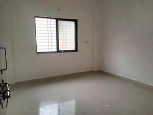 Room in 1 RK Apartment at New Sanghavi – for Rent
