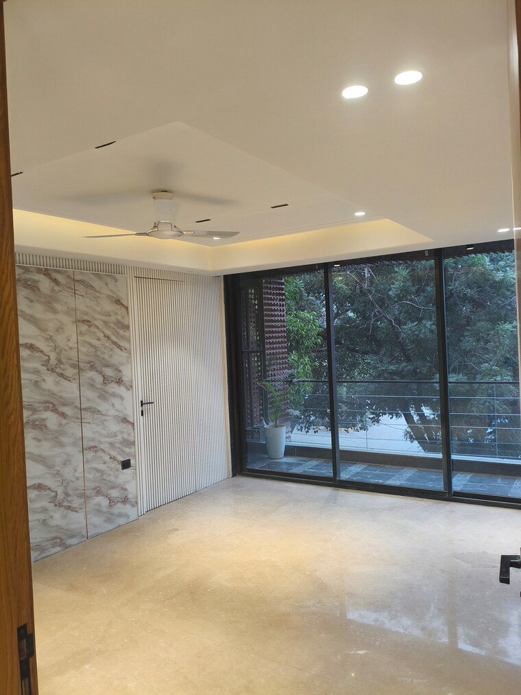 Room, dlf phase i 4 Bedroom 502 Sq.Yd. Builder Floor In Dlf Phase I Gurgaon 9627424